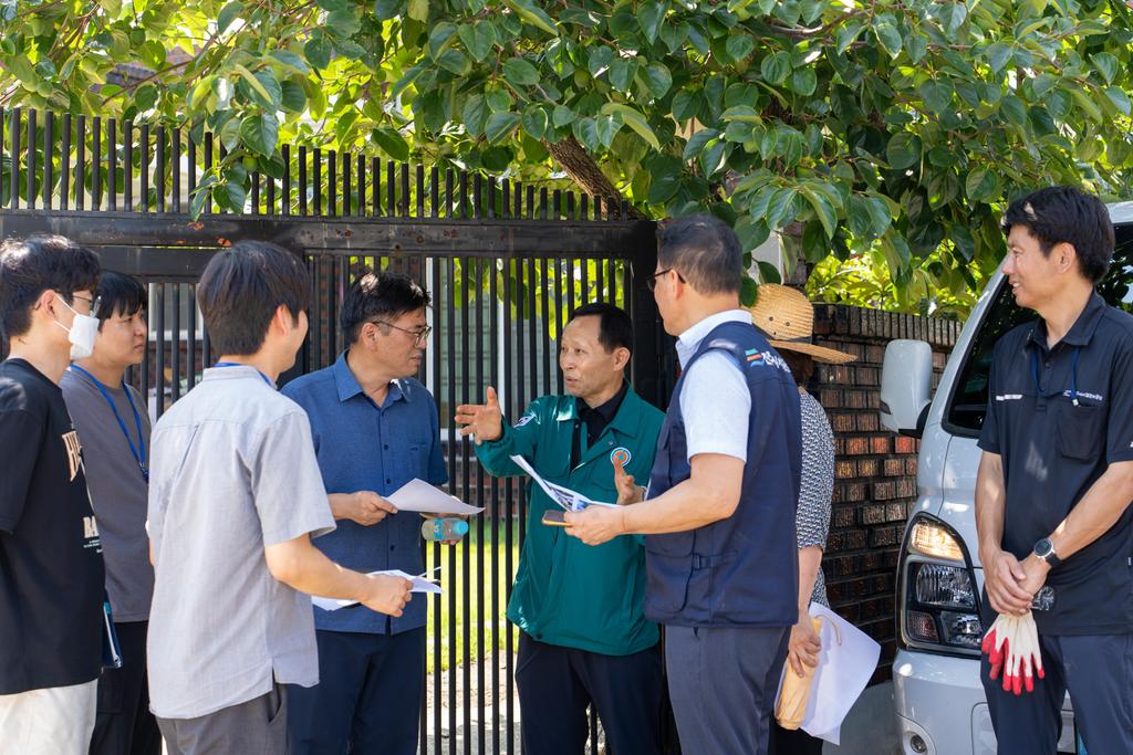 침수 피해 소규모 공공하수처리시설 환경정비 및 슬러지 처리 실시